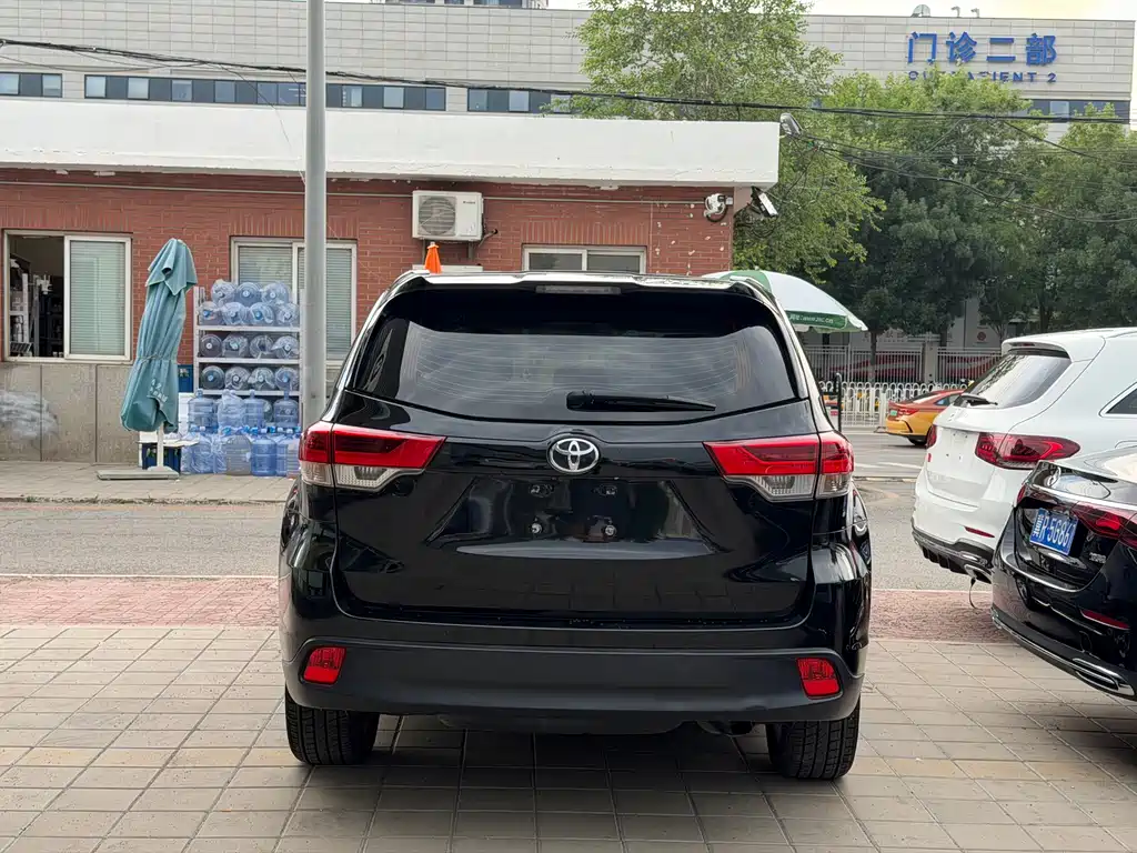 Toyota Highlander 2019 — фото 12