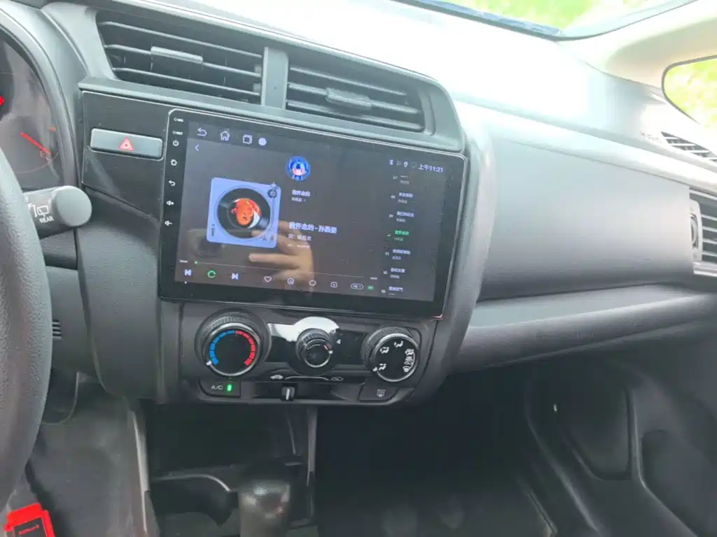 Honda Fit 2018 — фото 13