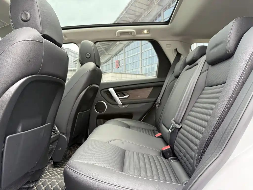 Land Rover Discovery Sport 2024 — фото 14