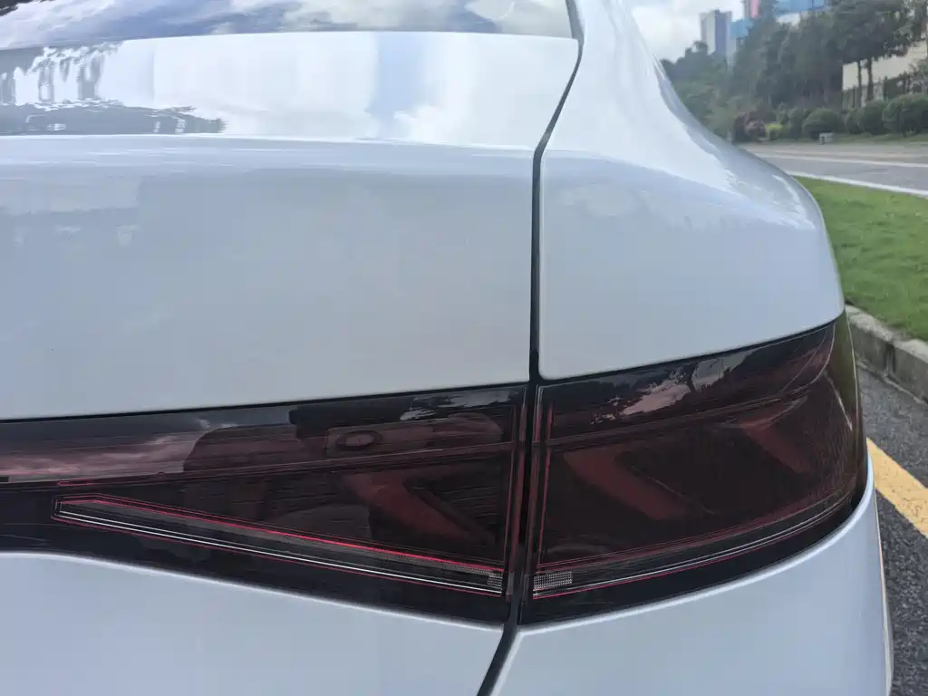 BYD Qin PLUS 2025 — фото 17