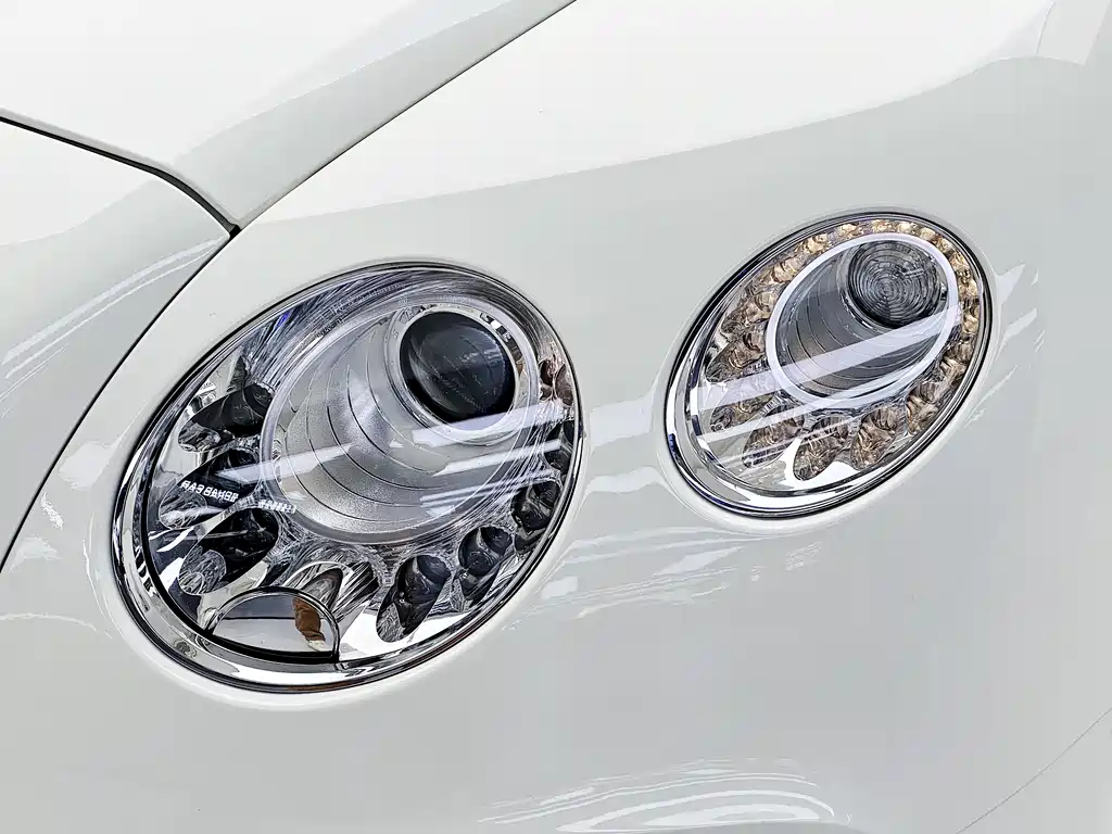 Bentley Continental 2018 — фото 3