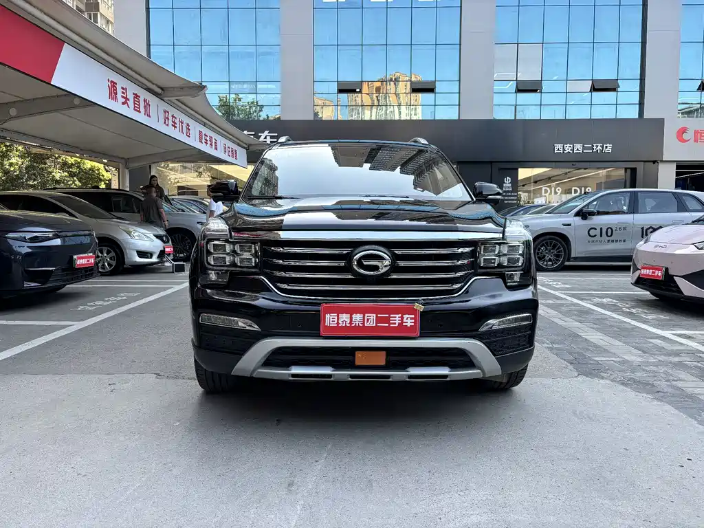 GAC Motor Trumpchi GS8 2017 — фото 2