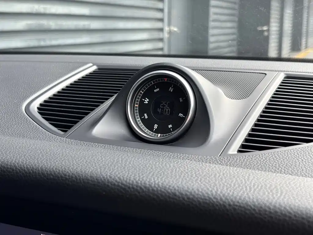 Porsche Macan 2021 — фото 15