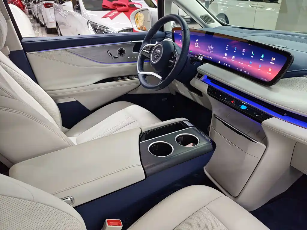 Buick GL8 New Energy 2025 — фото 10