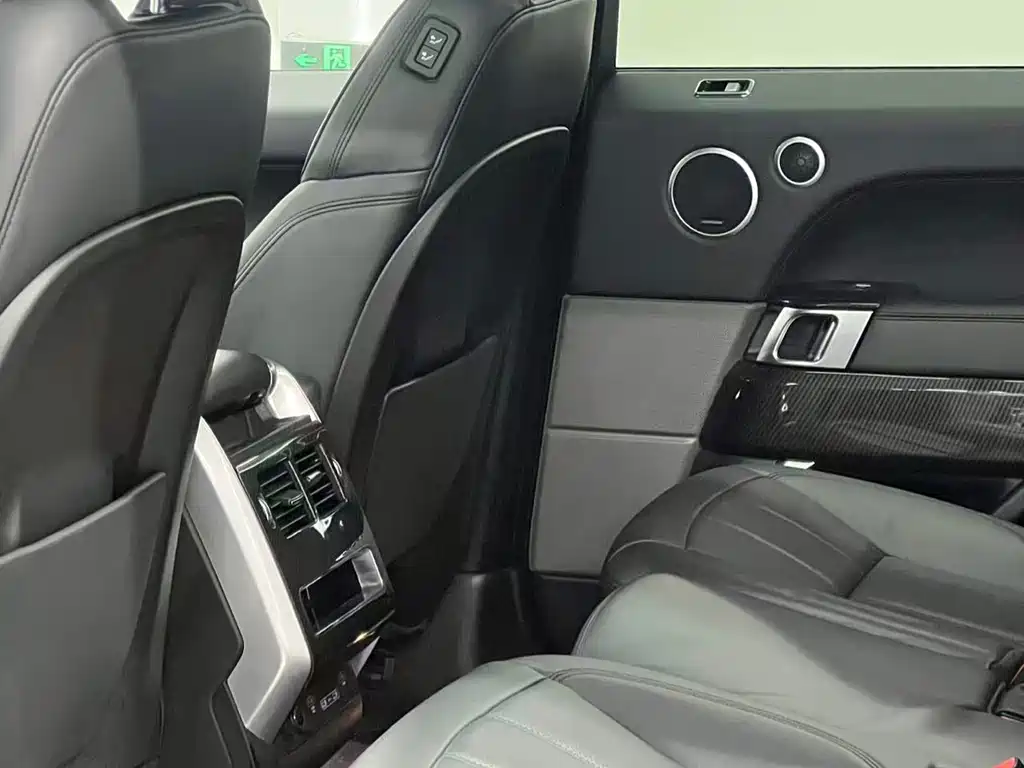Land Rover Sport PHEV 2019 — фото 10