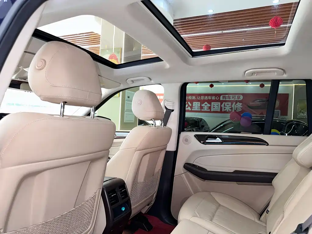 Mercedes-Benz GLS 2018 — фото 17