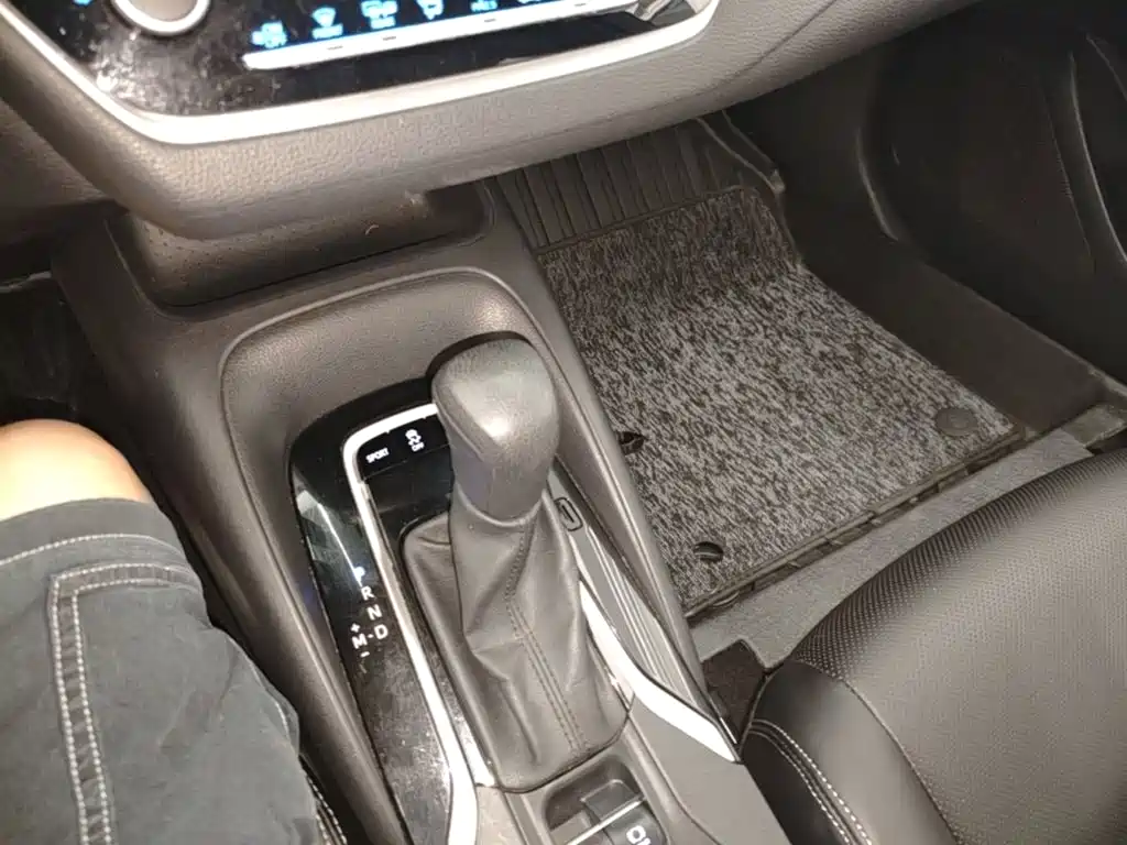 Toyota Corolla 2022 — фото 14
