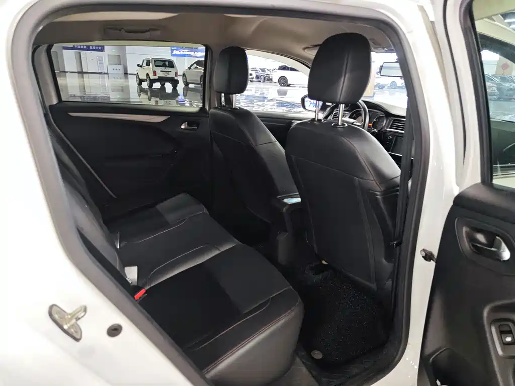 Citroen C3-XR 2015 — фото 11