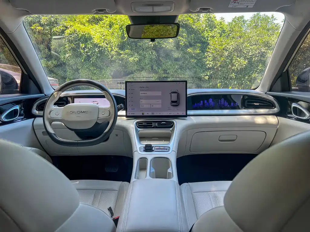 Geely Galaxy Starwish 2024 — фото 16