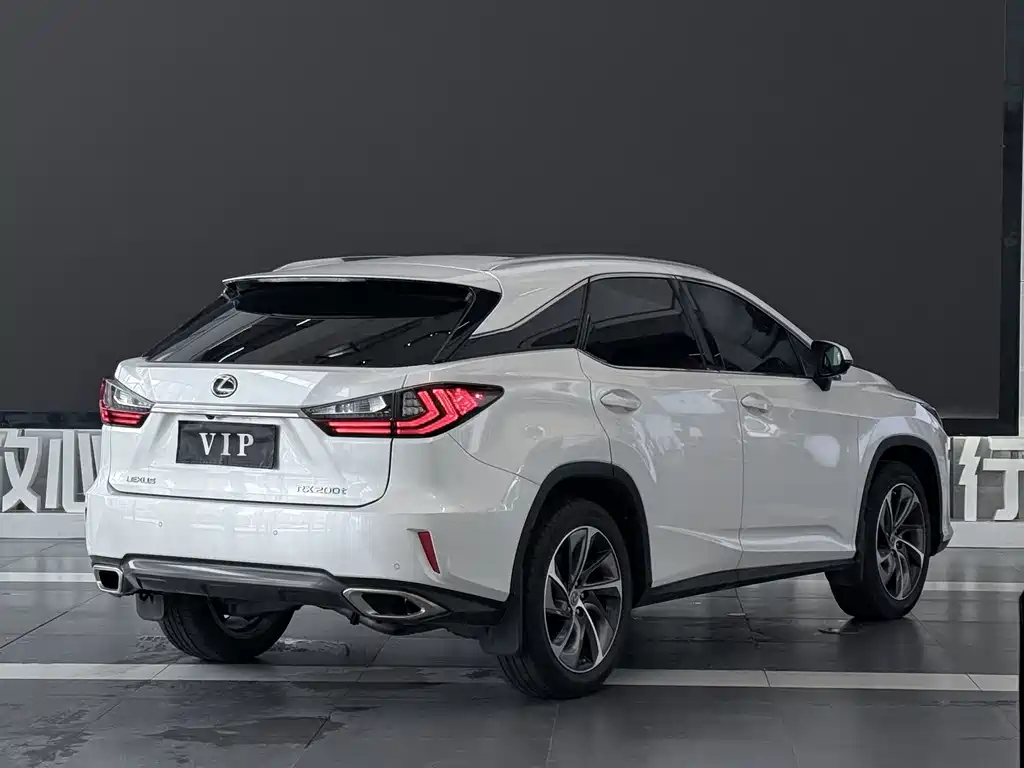 Lexus RX 2017 — фото 4