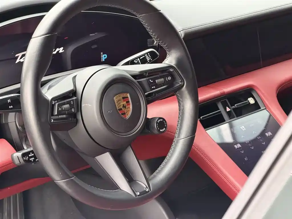 Porsche Taycan 2022 — фото 9