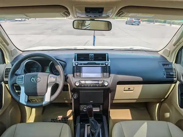 Toyota Prado 2015