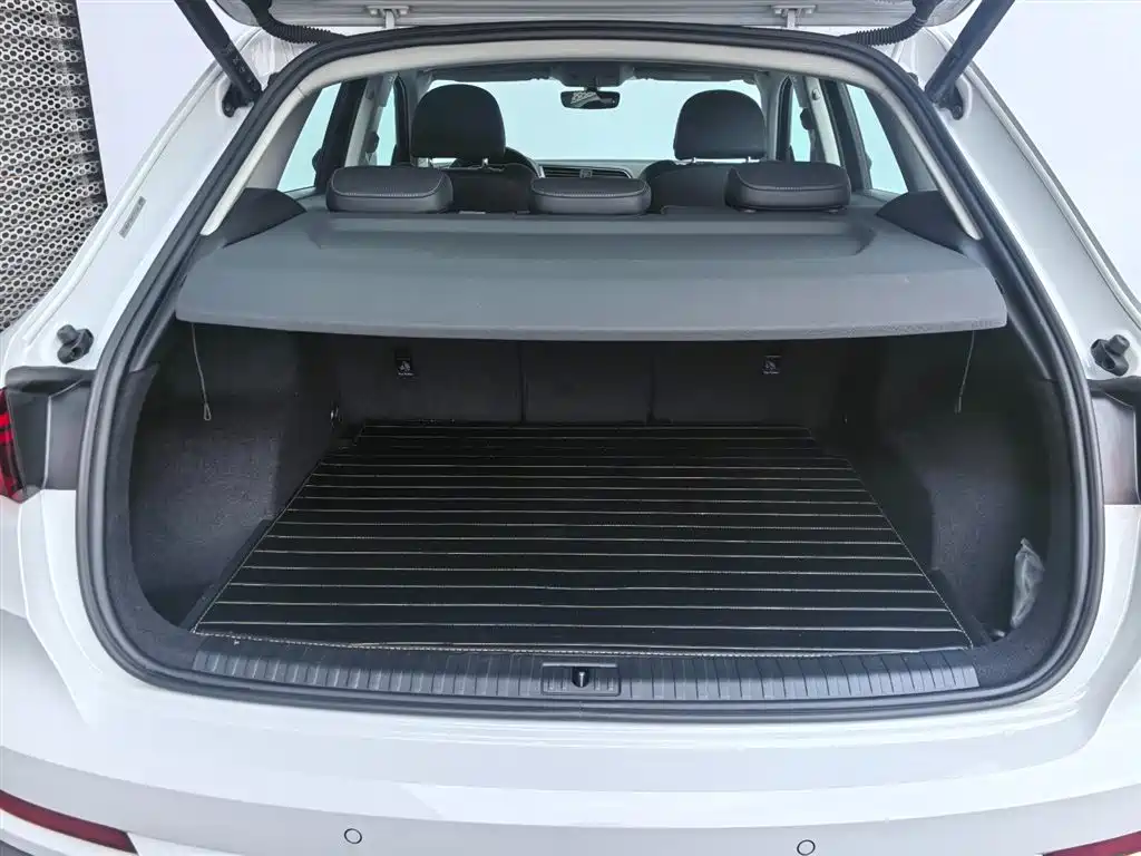 Audi Q3 2022 — фото 17