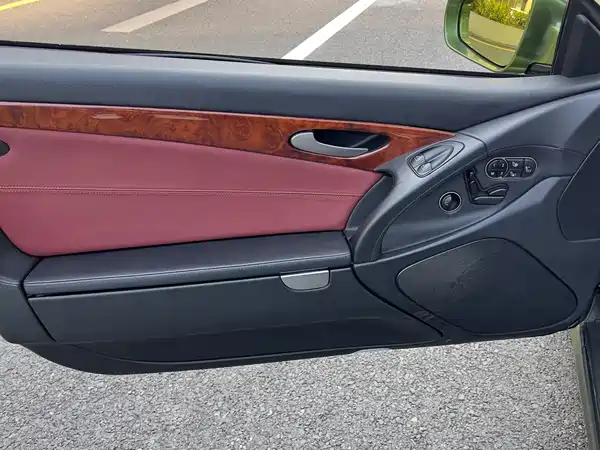 Mercedes-Benz SL-Class 2011