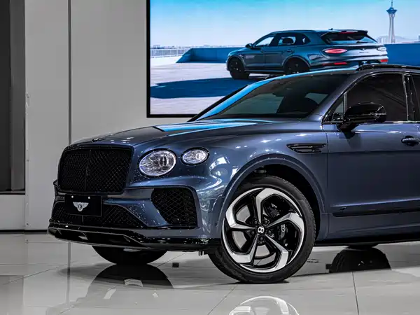 Bentley Bentayga 2023