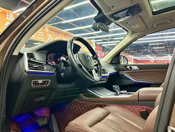 BMW X7 2019