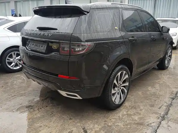 Land Rover Discovery Sport 2021