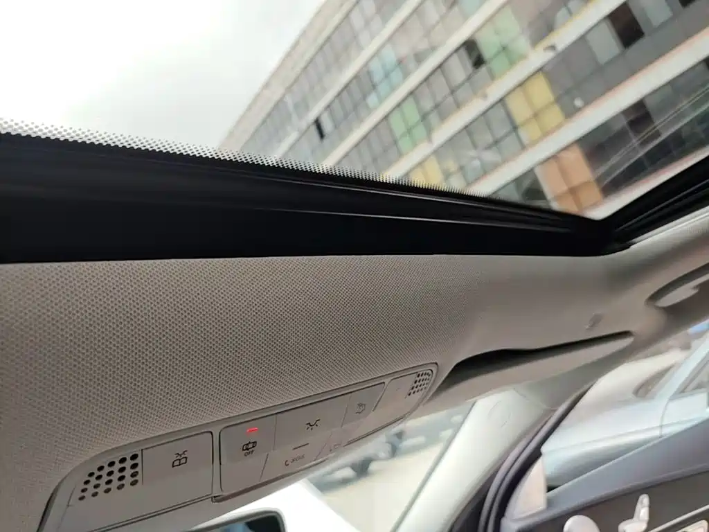 Mercedes-Benz C-Class 2020 — фото 18