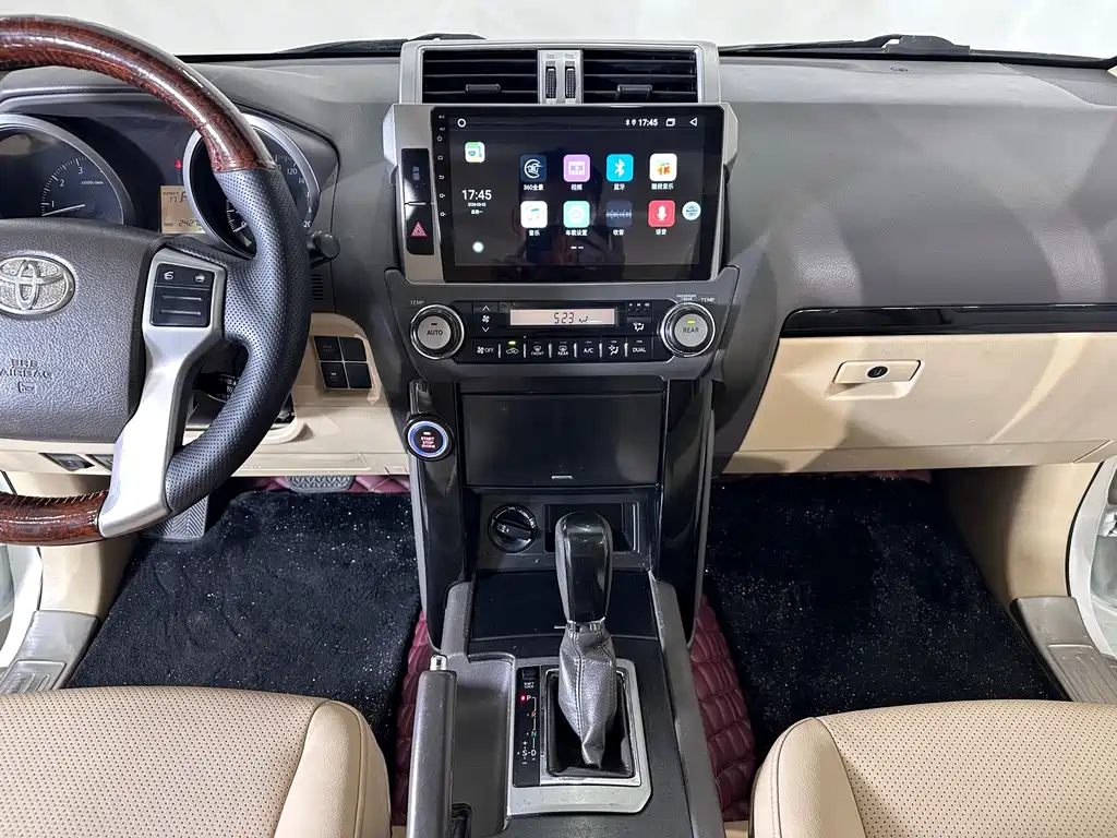 Toyota Prado 2016 — фото 11