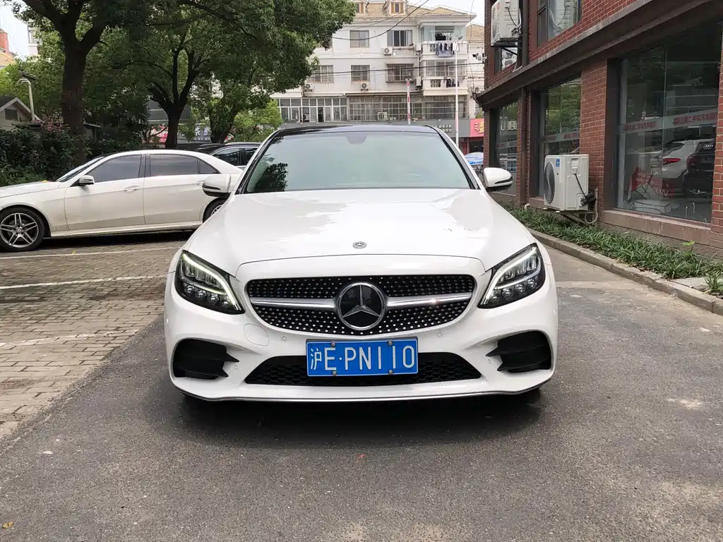 Mercedes-Benz C-Class 2021