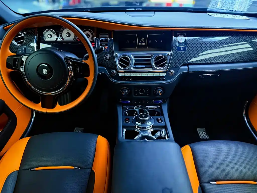 Rolls-Royce Wraith 2015 — фото 8