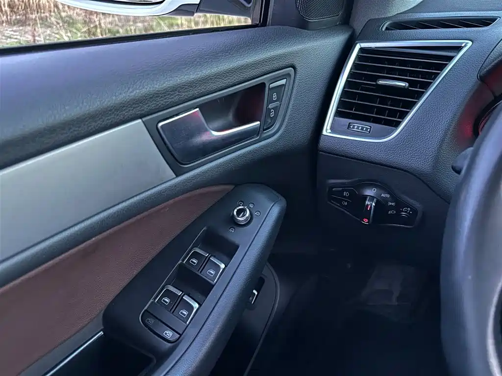 Audi Q5 2017 — фото 23