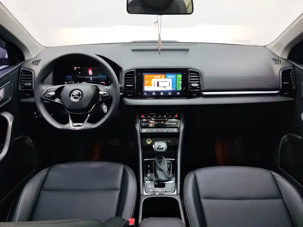 Skoda Karoq 2022 — фото 8
