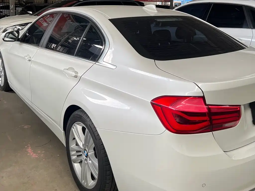 BMW 3 Series 2017