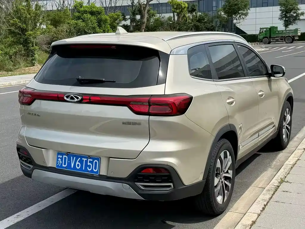 Chery Tiggo 8 2018 — фото 7