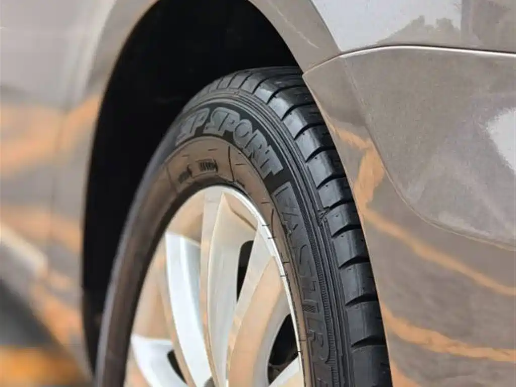 Volkswagen Magotan 2014