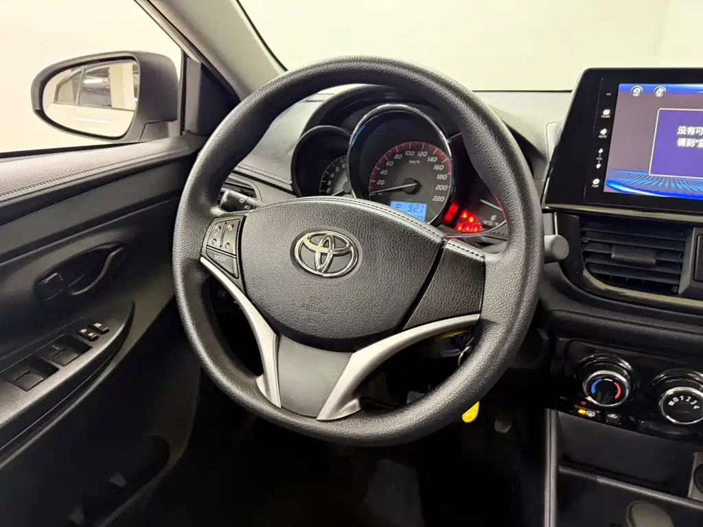 Toyota Vios 2022 — фото 12