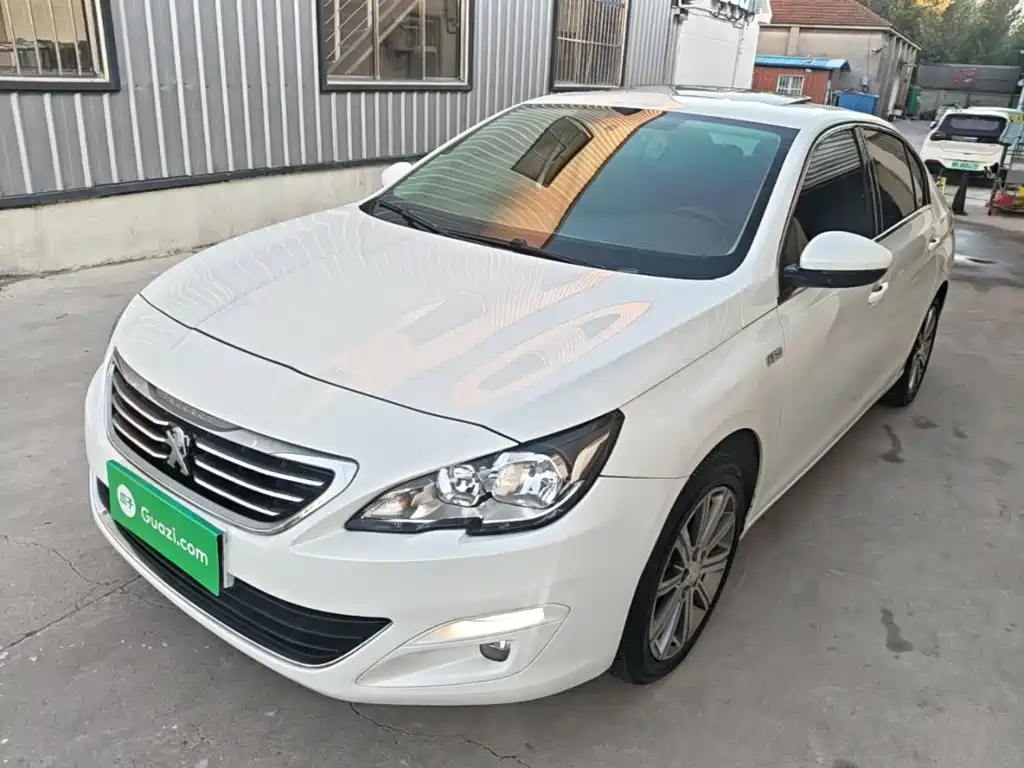 Peugeot 408 2016 — фото 1