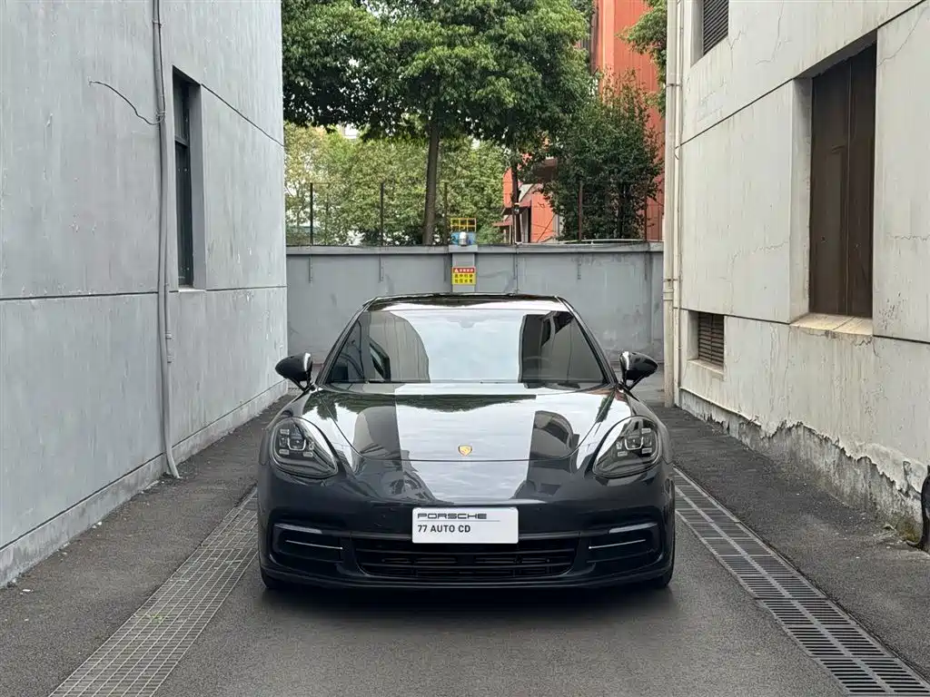 Porsche Panamera 2019 — фото 2