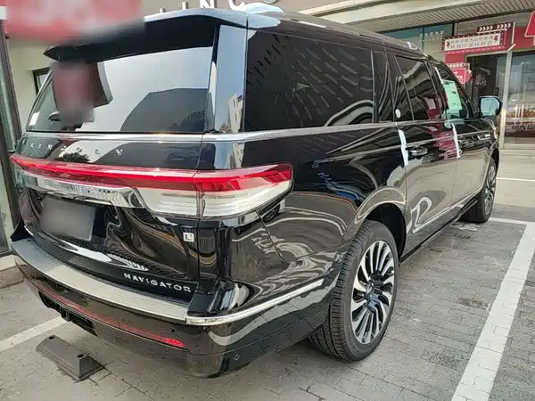 Lincoln Navigator 2026