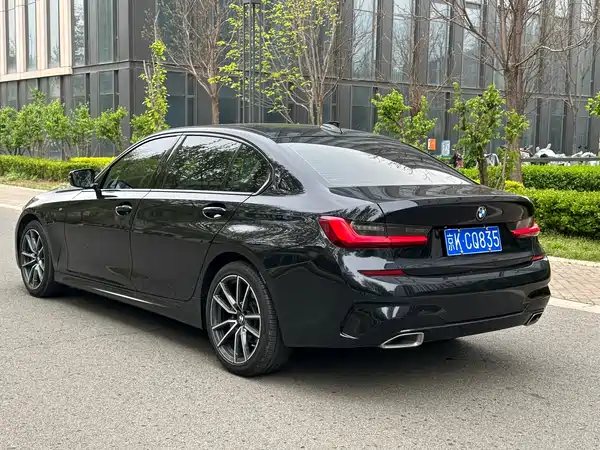 BMW 3 Series 2022
