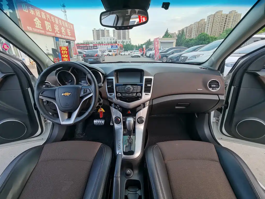 Chevrolet Cruze 2016 — фото 10