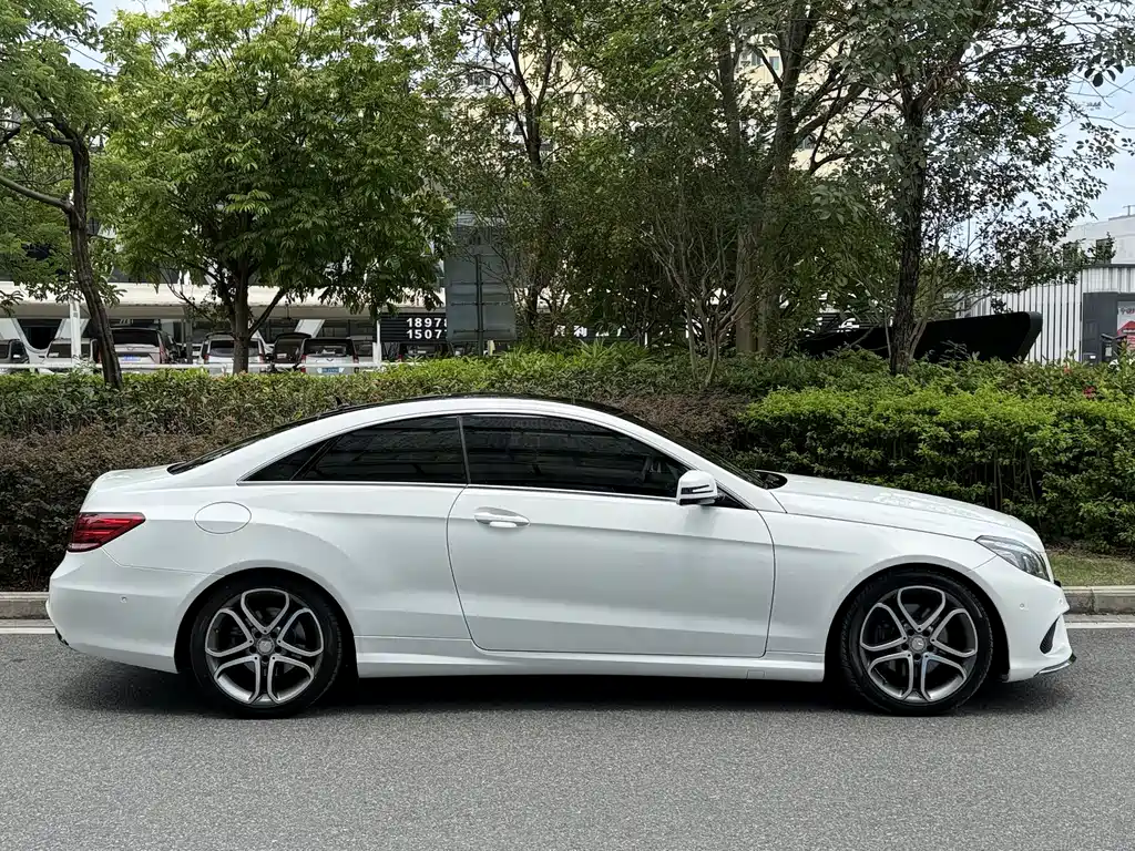 Mercedes-Benz E-Class 2015 — фото 5