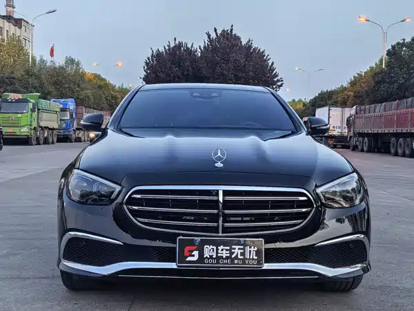 Mercedes-Benz E-Class 2021