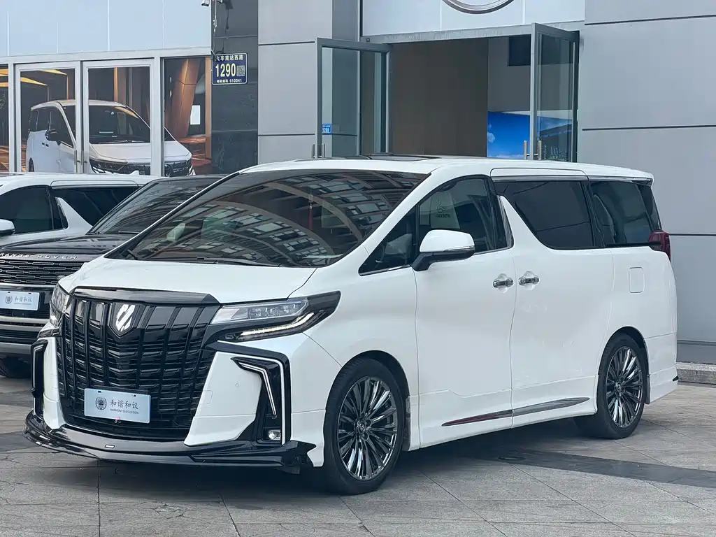 Toyota Alphard 2019 — фото 1