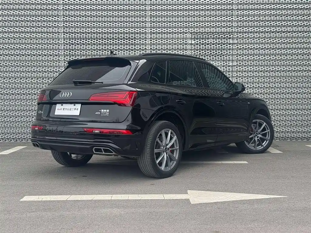 Audi Q5L 2024 — фото 3