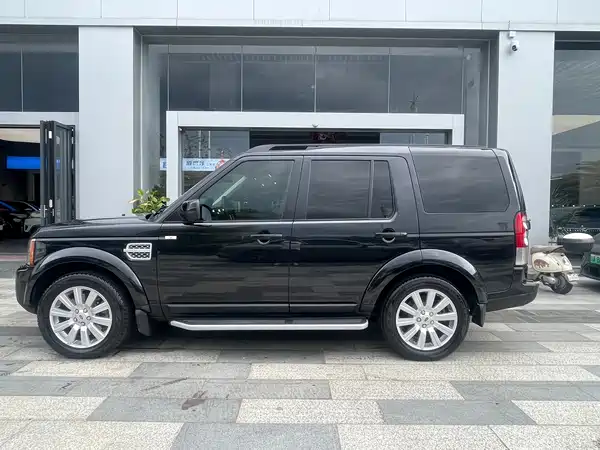 Land Rover Discovery 2012
