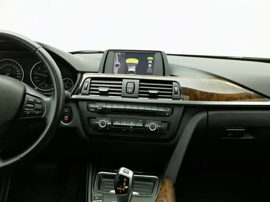 BMW 3 Series 2013 — фото 12