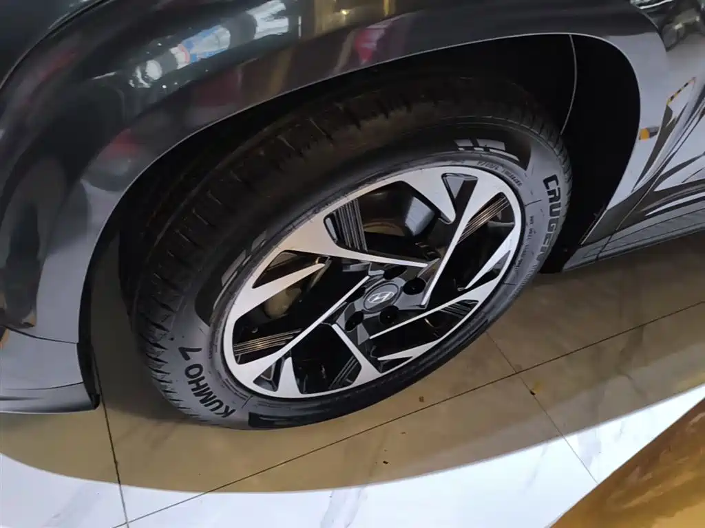 Hyundai Custo 2022 — фото 23