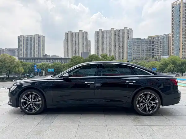 Audi A6L 2020
