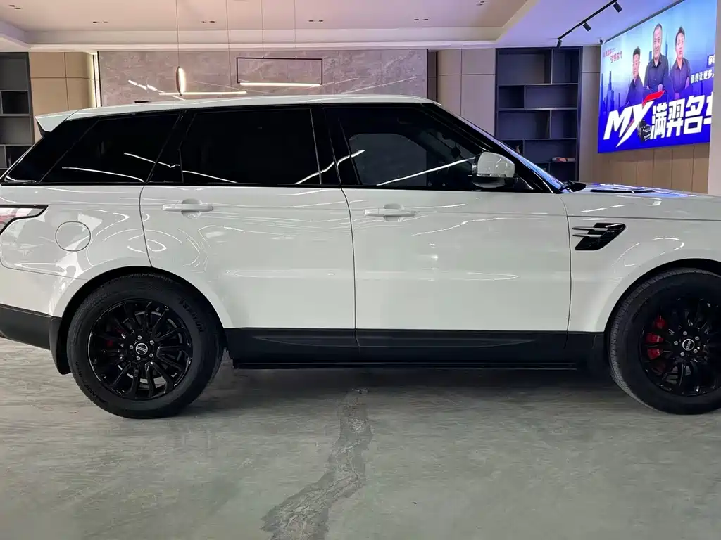 Land Rover Sport 2019 — фото 4