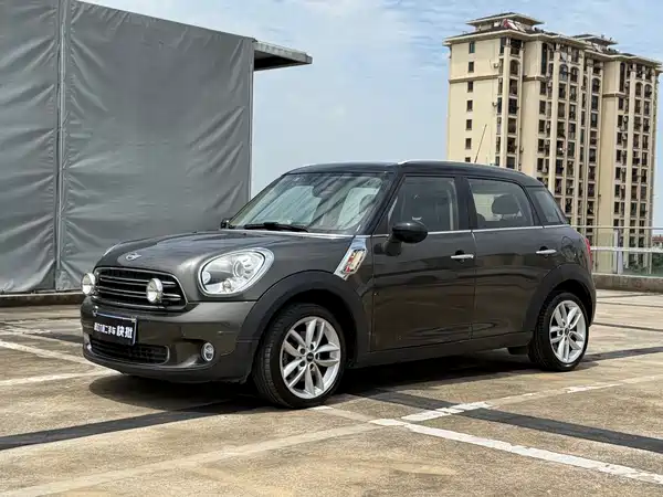MINI Countryman 2014