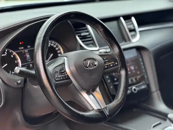 Infiniti QX50 2020