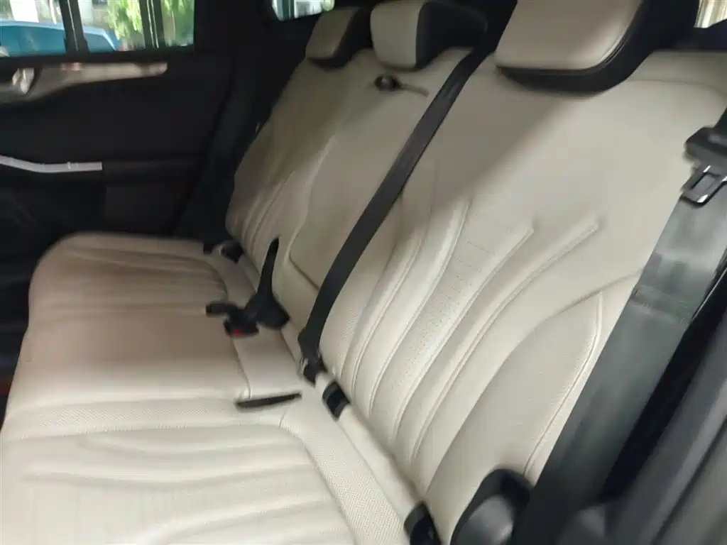 Ford Escape 2021 — фото 17