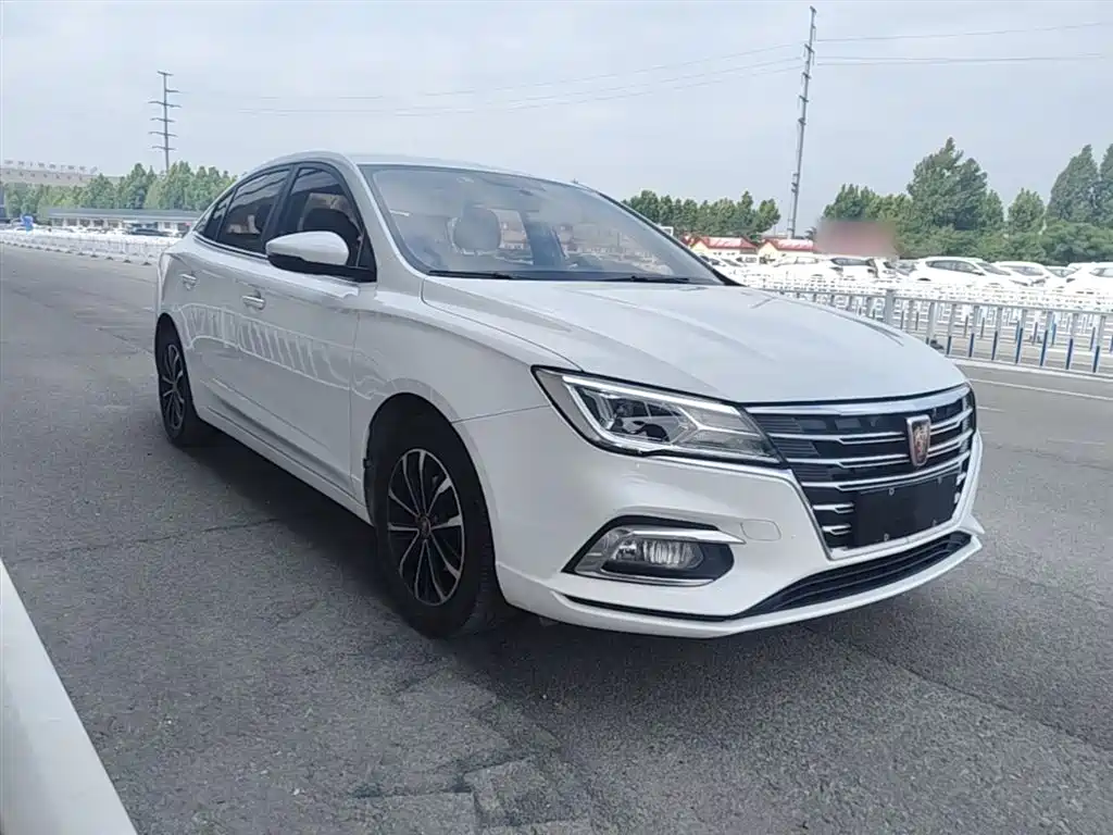 Roewe i5 2020 — фото 4
