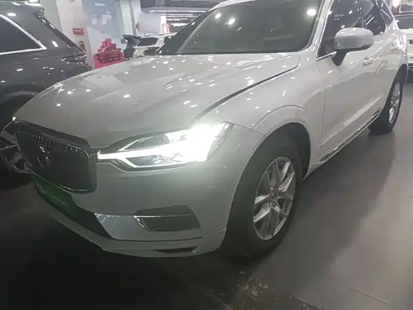 Volvo XC60 2021